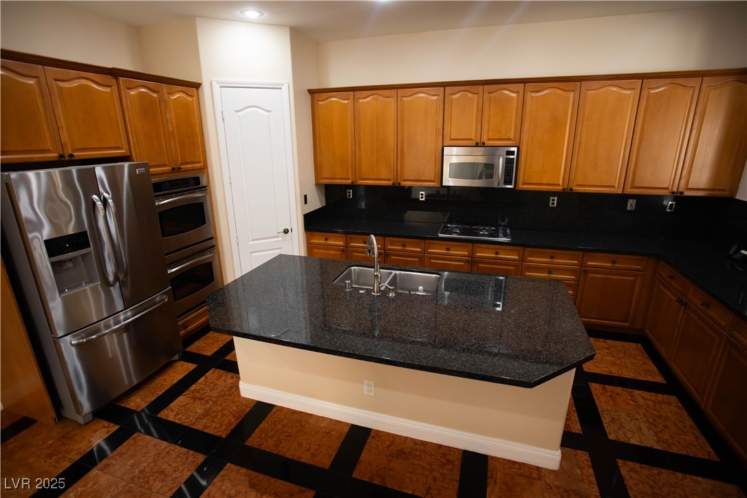 9408 Forest Edge Avenue Property Photo 11