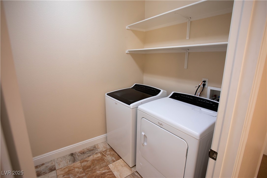 9408 Forest Edge Avenue Property Photo 16