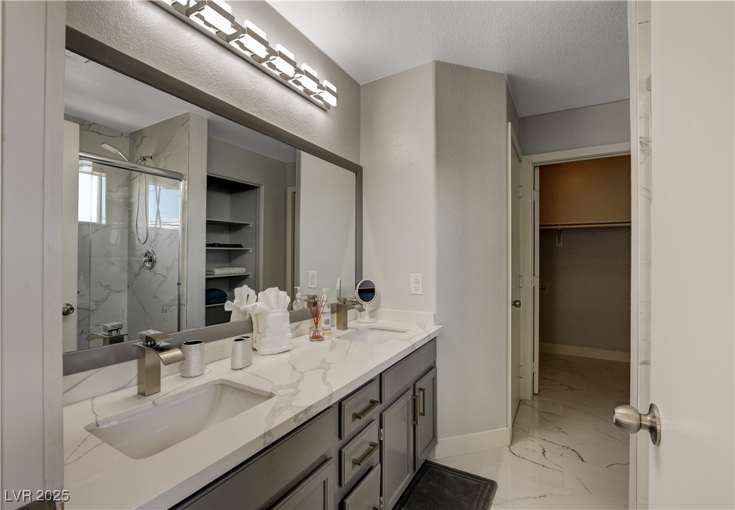 7301 Casa Solar Court Property Photo 10