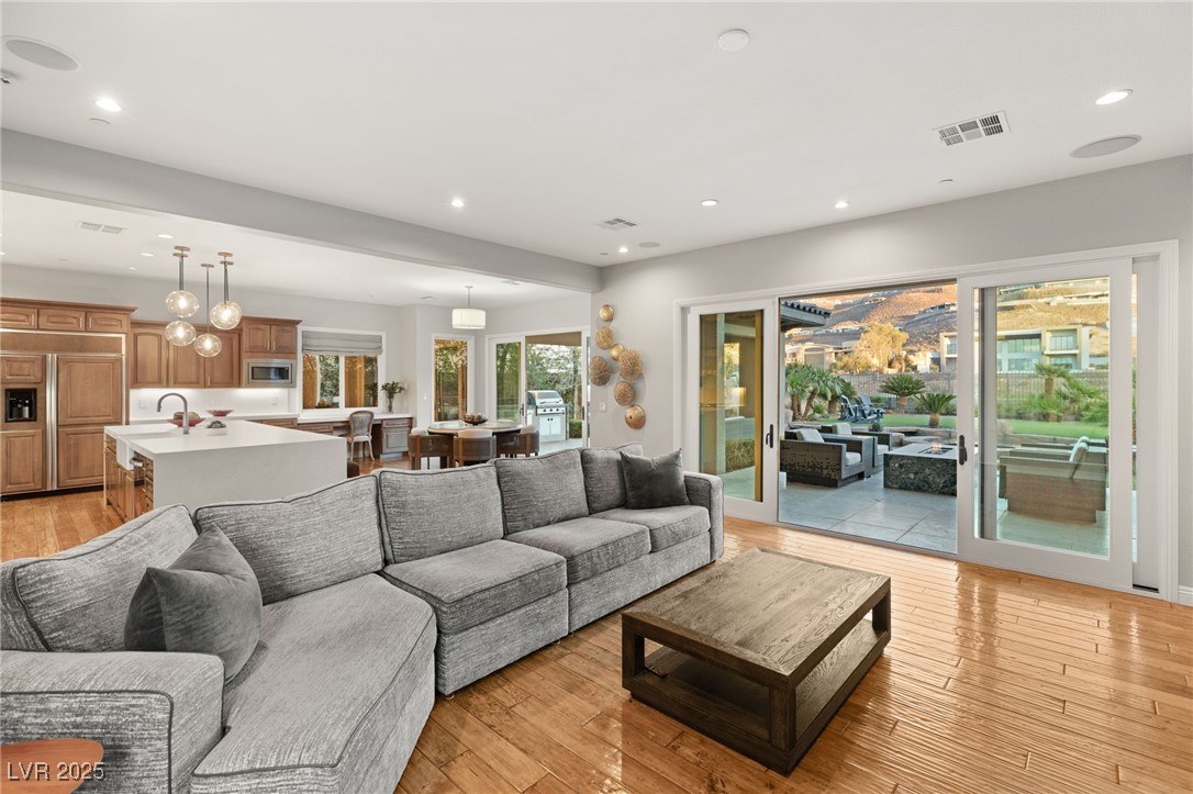 1312 Enchanted River Drive Property Photo 14