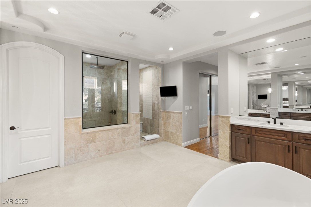 1312 Enchanted River Drive Property Photo 28