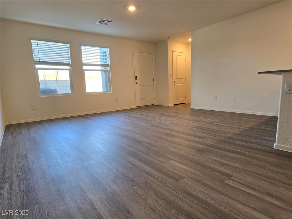 4988 Apple Mesa Avenue Property Photo 2