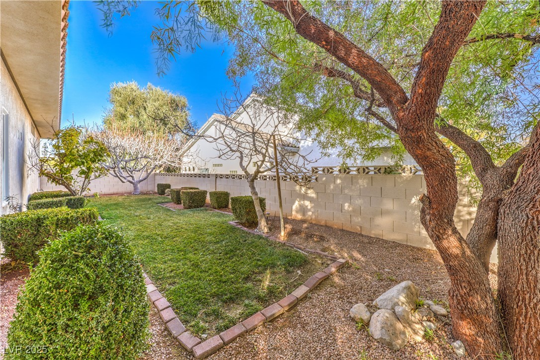 8875 Steven Chase Court Property Photo 42
