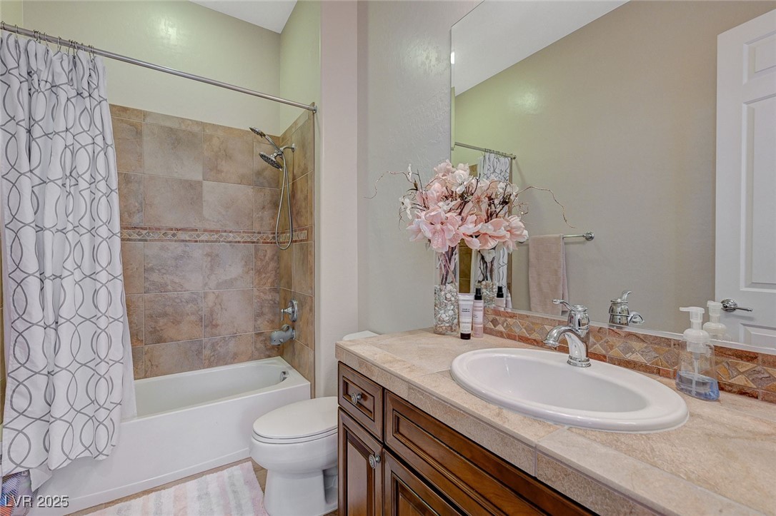 2124 Pont National Drive Property Photo 78