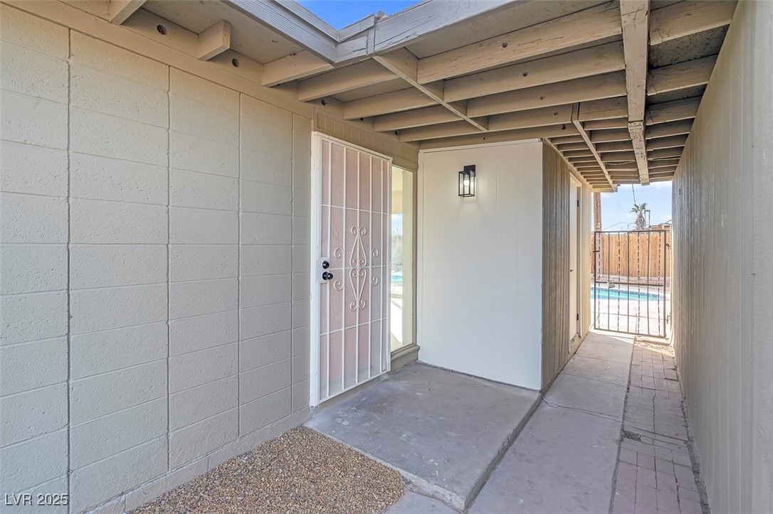 2801 Emmons Avenue Property Photo 29