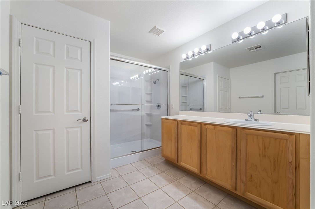 2743 Middleburgh Court Property Photo 13