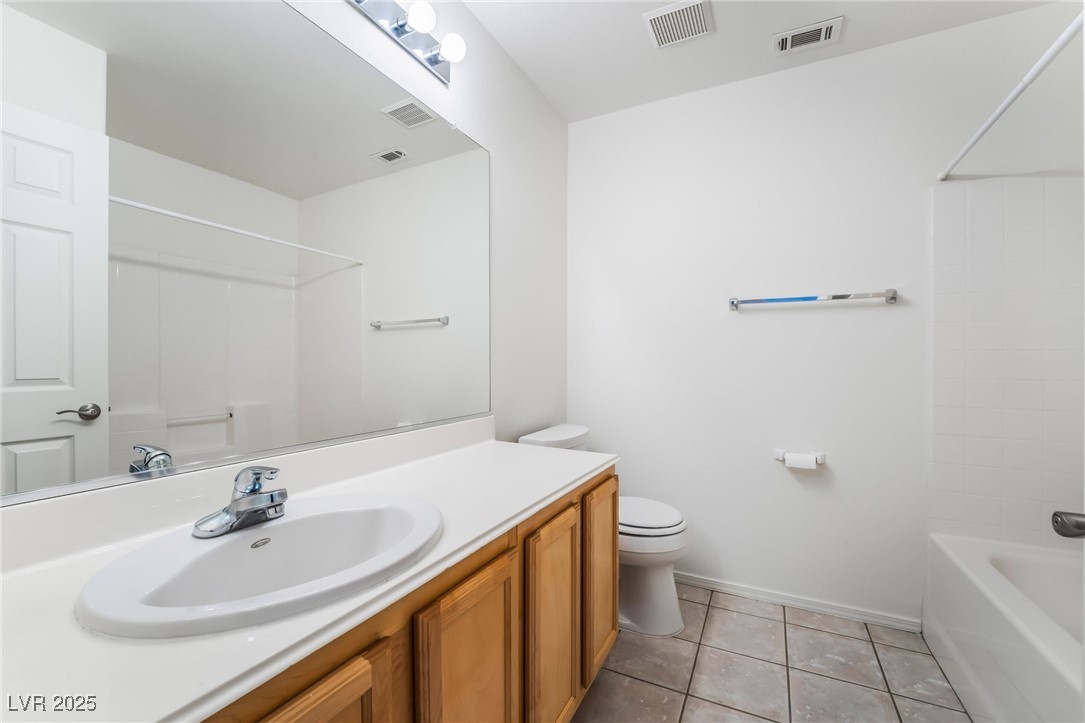 2743 Middleburgh Court Property Photo 17