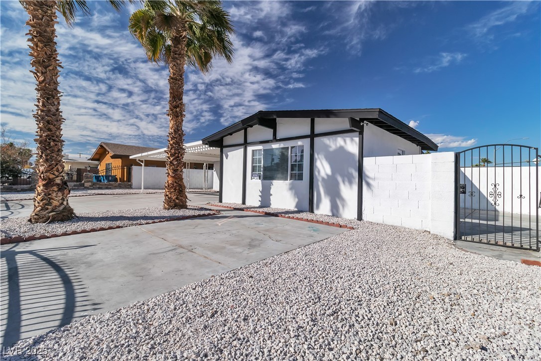 3700 San Angelo Avenue Property Photo 8