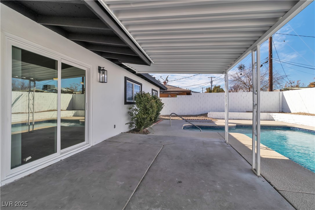 3700 San Angelo Avenue Property Photo 28