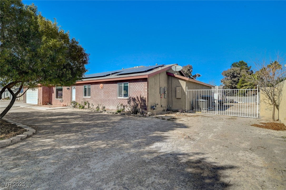 4424 Shady Hollow Avenue Property Photo 8