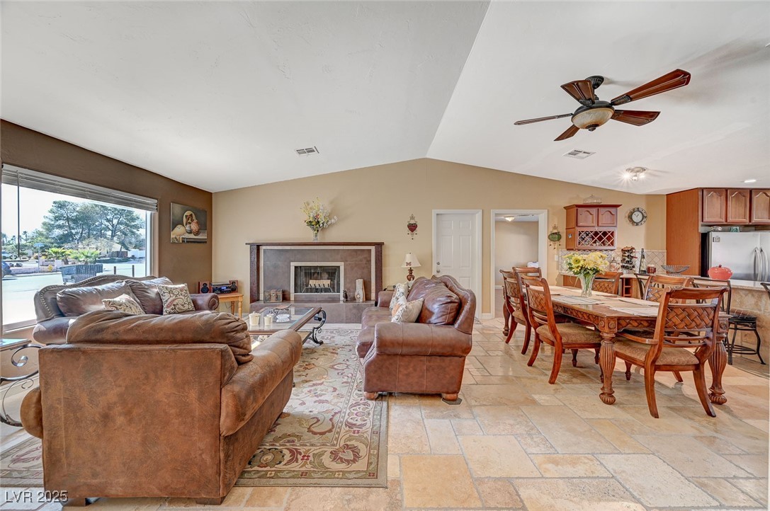 4424 Shady Hollow Avenue Property Photo 15