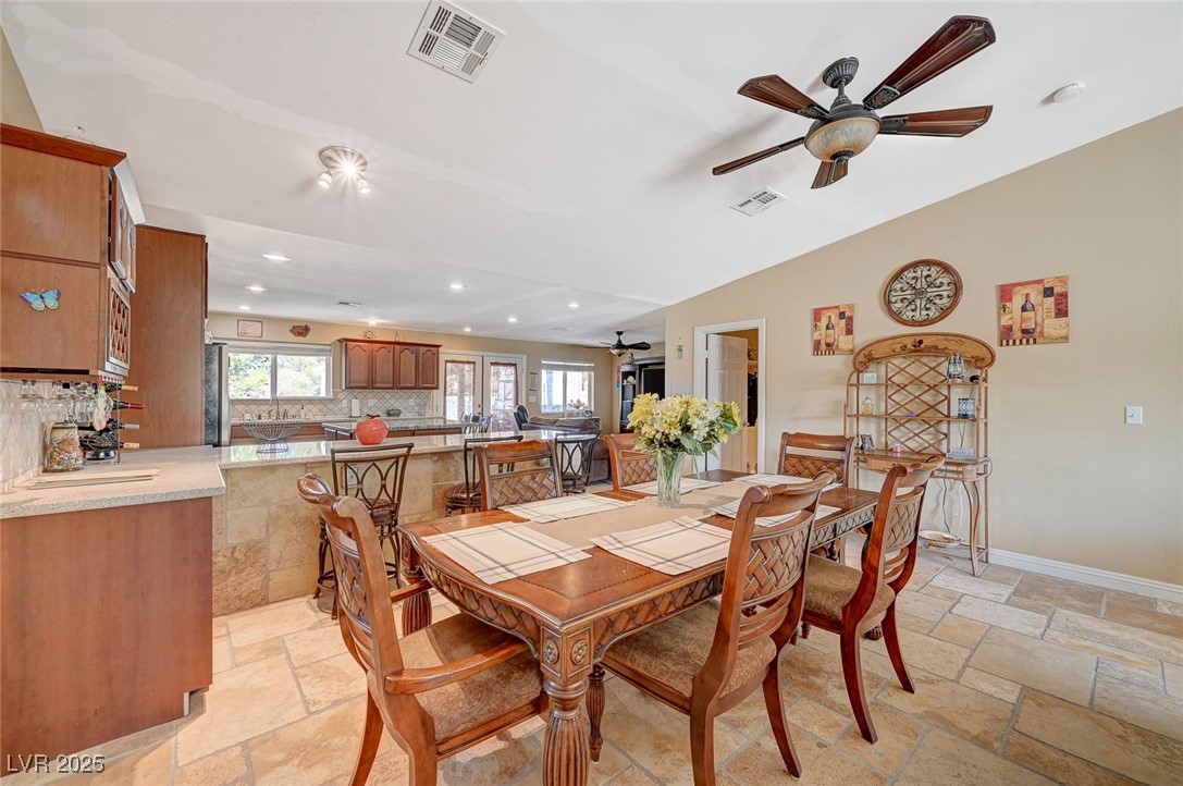 4424 Shady Hollow Avenue Property Photo 17