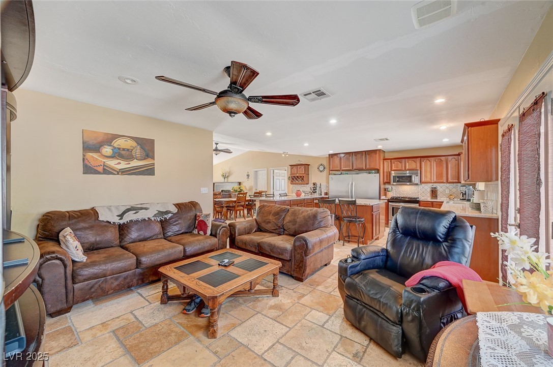 4424 Shady Hollow Avenue Property Photo 24