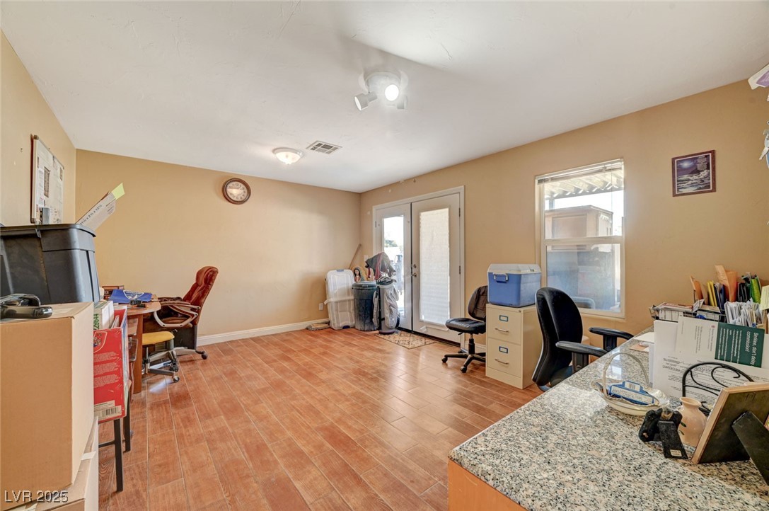 4424 Shady Hollow Avenue Property Photo 26