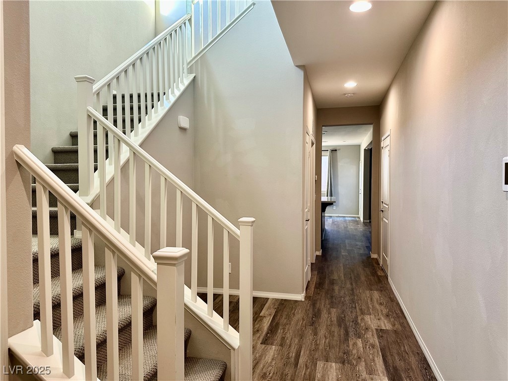 5249 Fiery Sky Ridge Street Property Photo 9