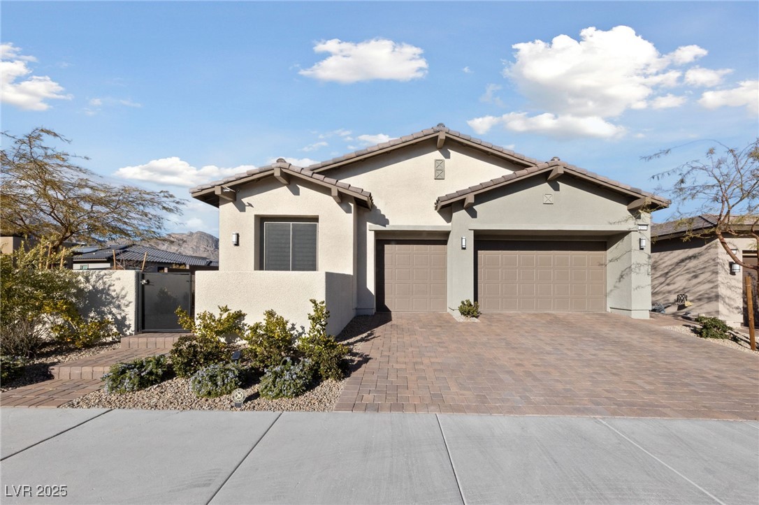 11900 Star Grass Avenue Property Photo 3