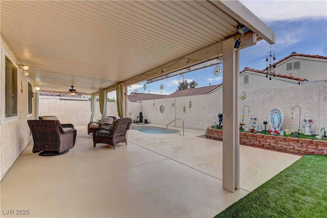 1073 Silver Bullet Court Property Photo 23
