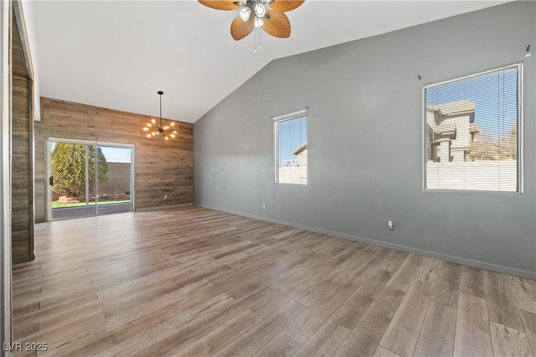 8389 Charlton Valley Court Property Photo 2