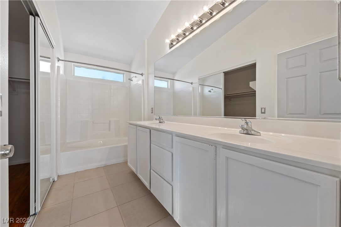 8389 Charlton Valley Court Property Photo 17