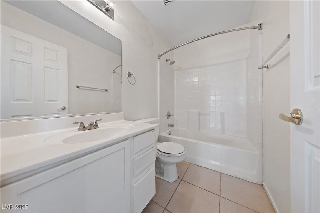 8389 Charlton Valley Court Property Photo 19
