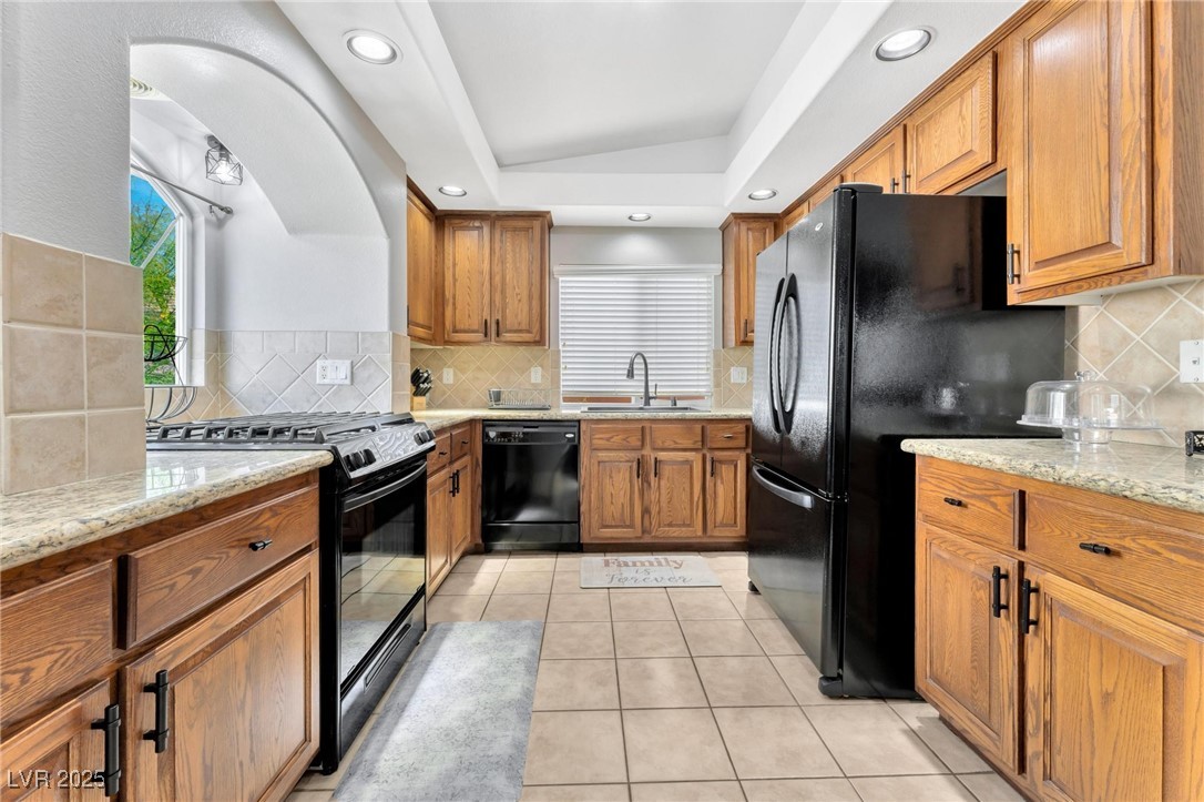 8449 Kettledrum Street Property Photo 12