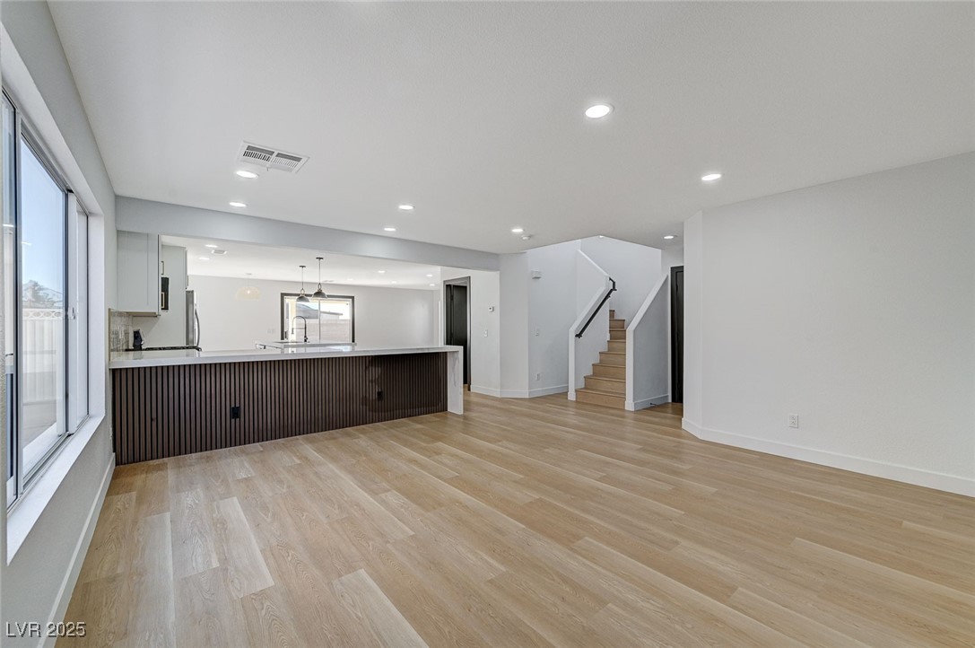 6027 Stone Hollow Avenue Property Photo 15