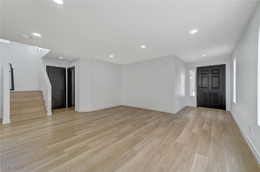 6027 Stone Hollow Avenue Property Photo 16