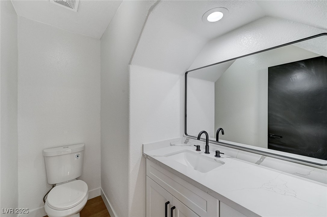 6027 Stone Hollow Avenue Property Photo 17