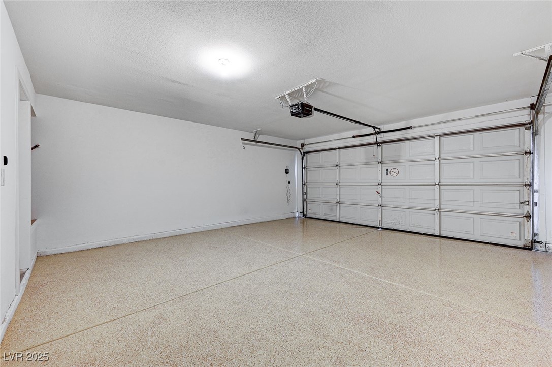 6027 Stone Hollow Avenue Property Photo 37