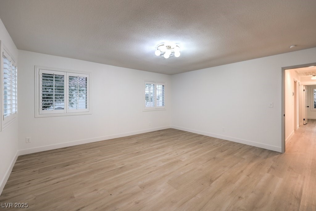336 Merit Court Property Photo 18