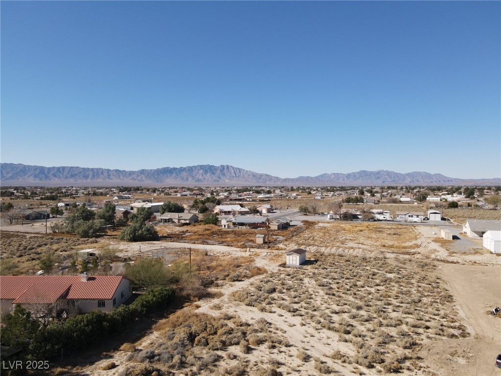 3080 Oakridge Avenue Property Photo 4