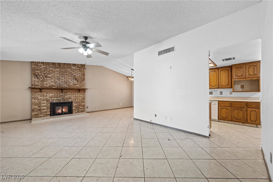 1841 Golden Shadow Drive Property Photo 3