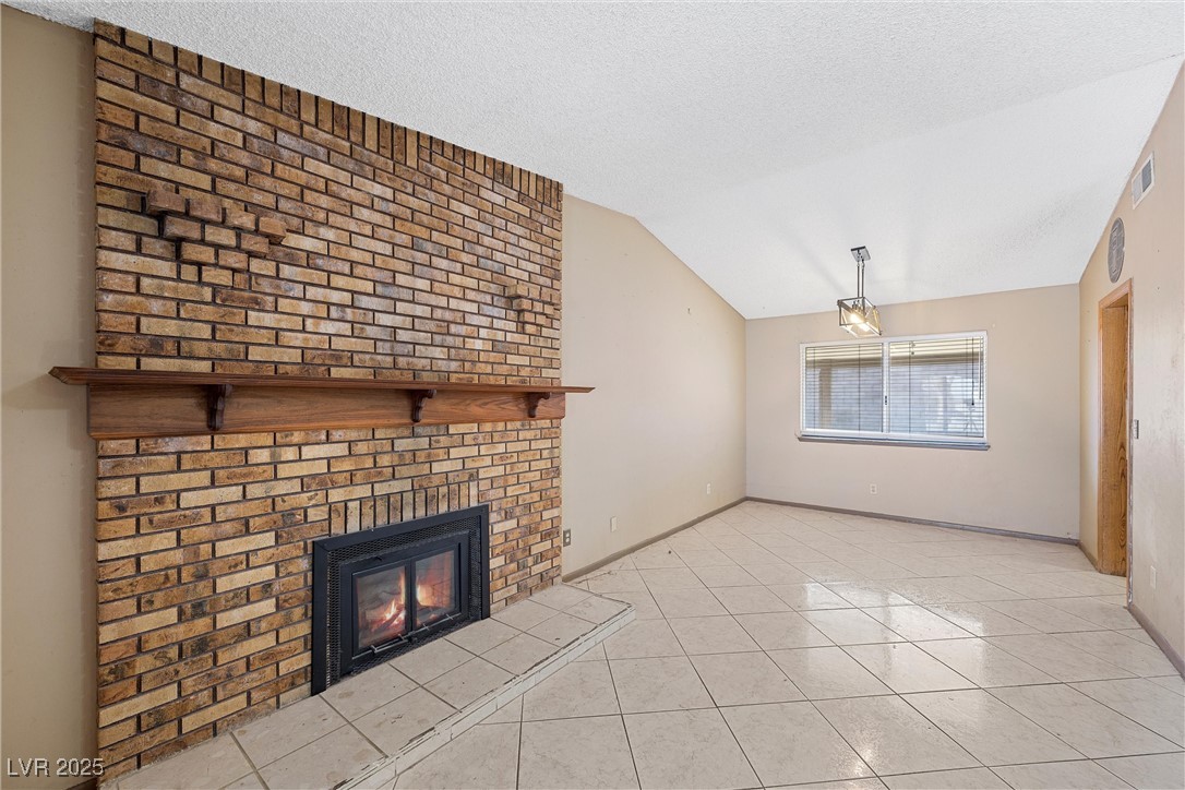1841 Golden Shadow Drive Property Photo 4