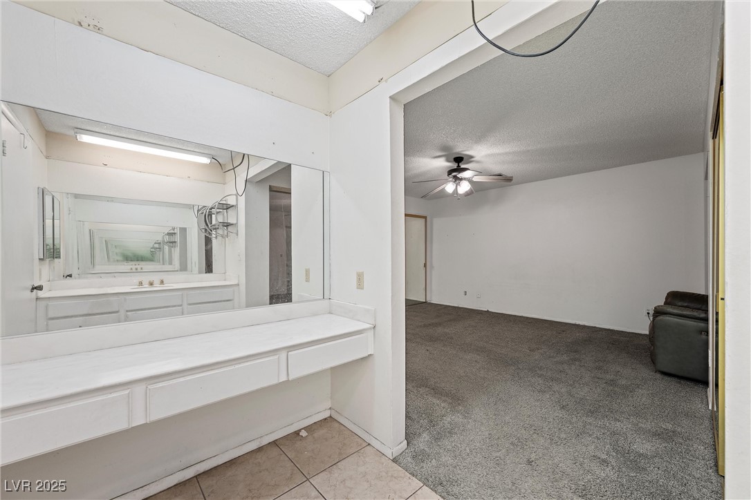 1841 Golden Shadow Drive Property Photo 26