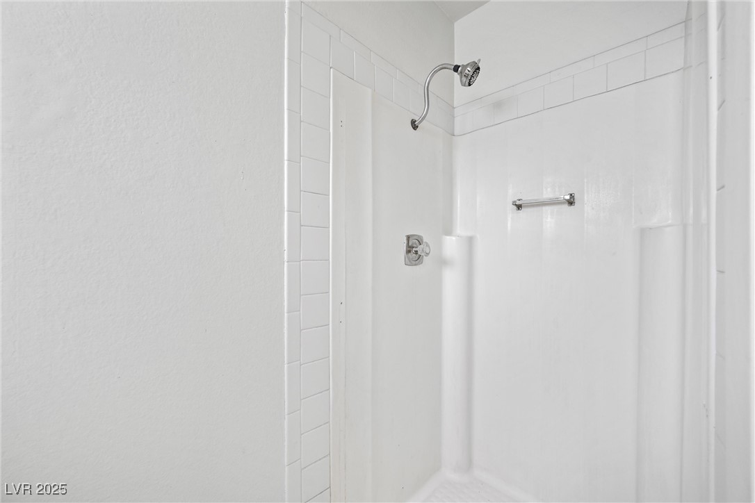 1841 Golden Shadow Drive Property Photo 31