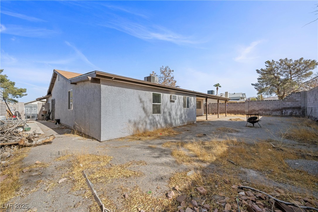 1841 Golden Shadow Drive Property Photo 39
