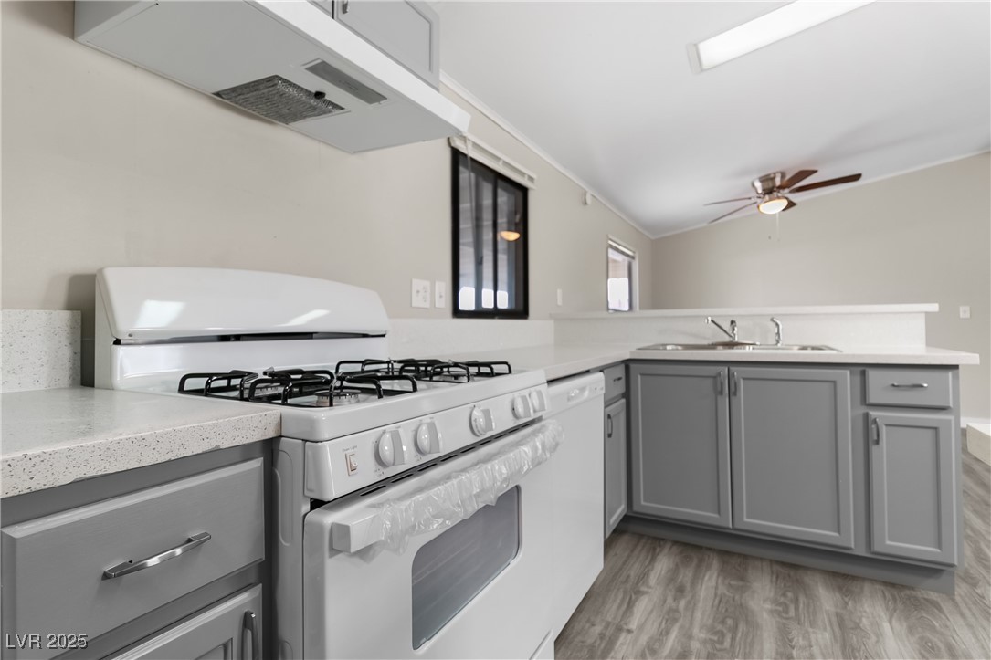 3312 Calanda Street Property Photo 17