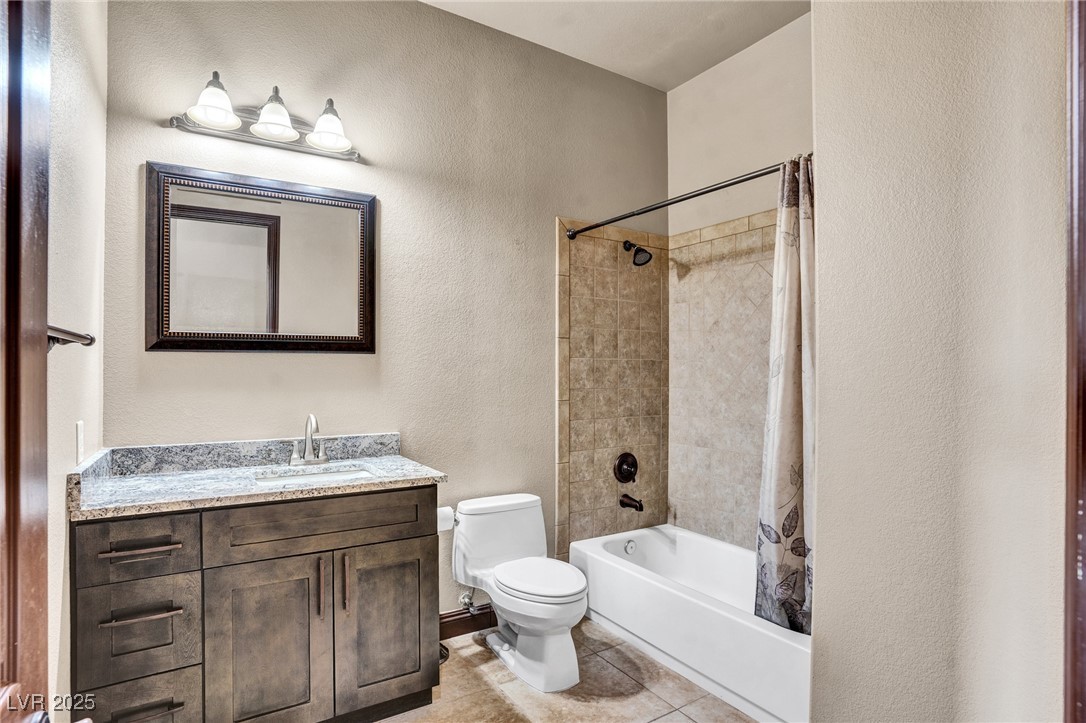 2051 Saginaw Avenue Property Photo 15
