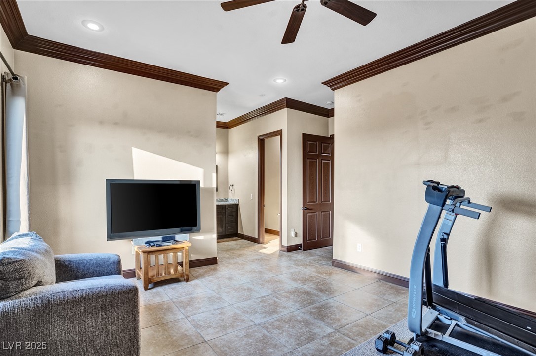2051 Saginaw Avenue Property Photo 19