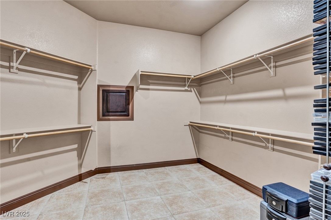 2051 Saginaw Avenue Property Photo 22