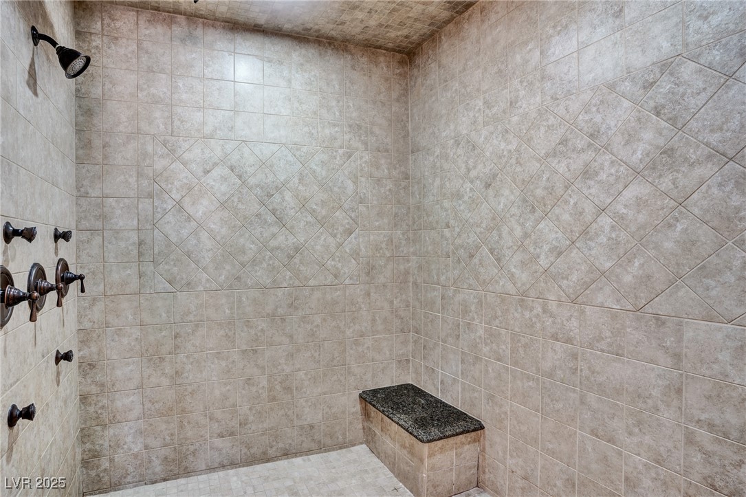 2051 Saginaw Avenue Property Photo 23