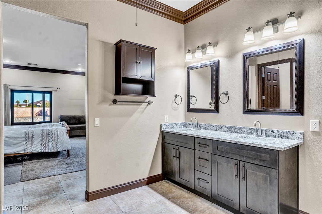 2051 Saginaw Avenue Property Photo 25