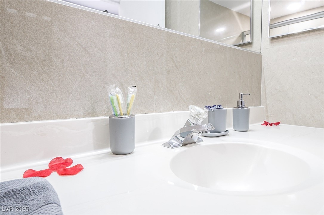 1521 Sombrero Drive Property Photo 30
