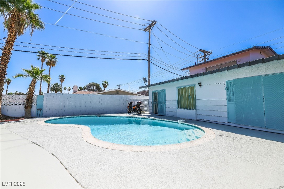 1521 Sombrero Drive Property Photo 48