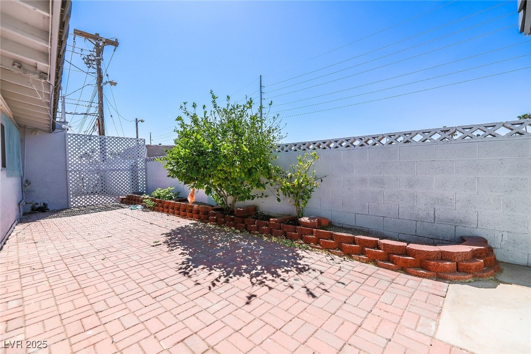 1521 Sombrero Drive Property Photo 52