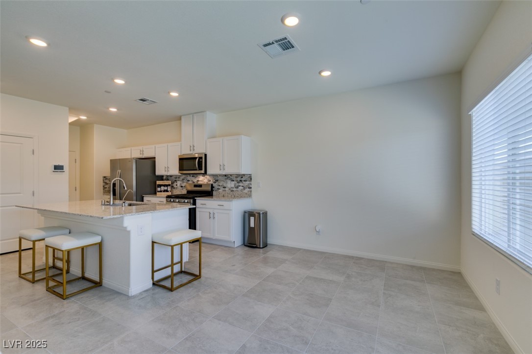 7107 Alabaster Peak Street Property Photo 16