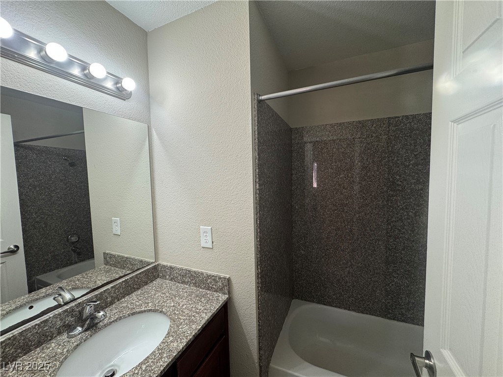 5471 Indian River Drive 402 Property Photo 10