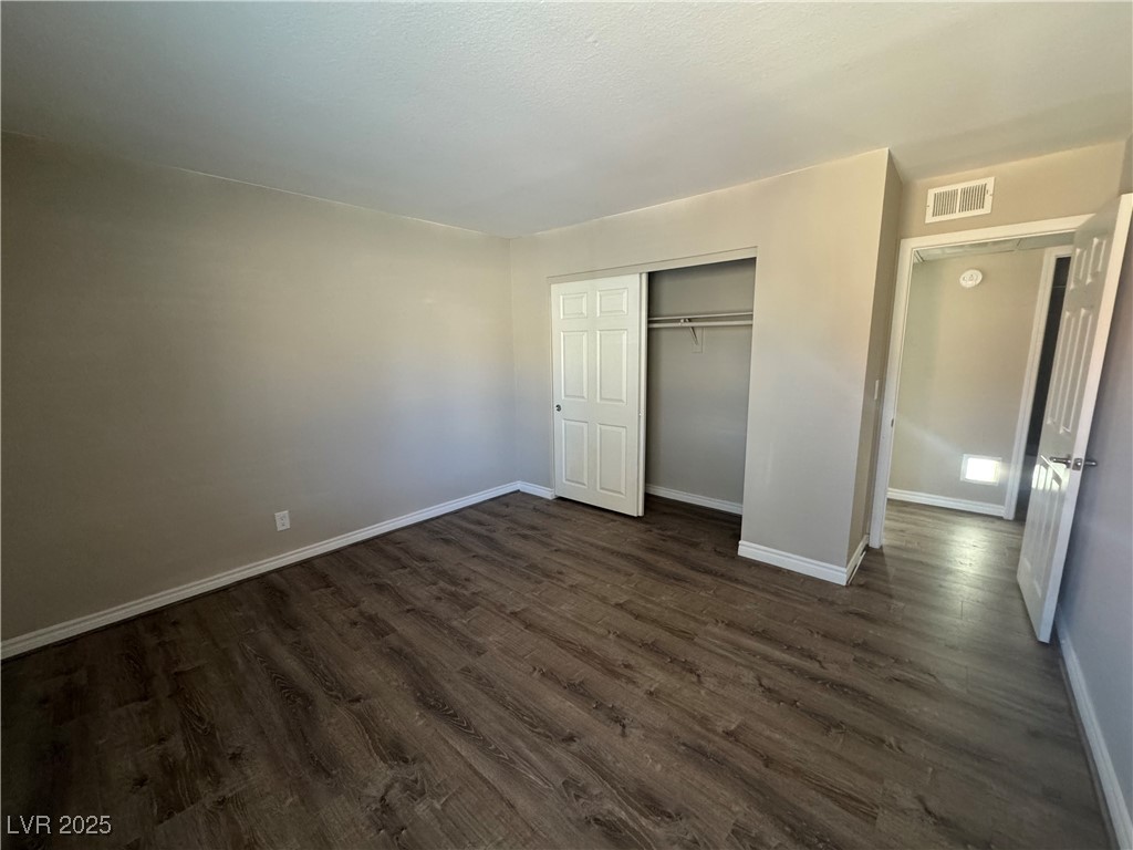 5471 Indian River Drive 402 Property Photo 11