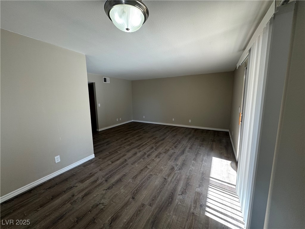 5471 Indian River Drive 402 Property Photo 14