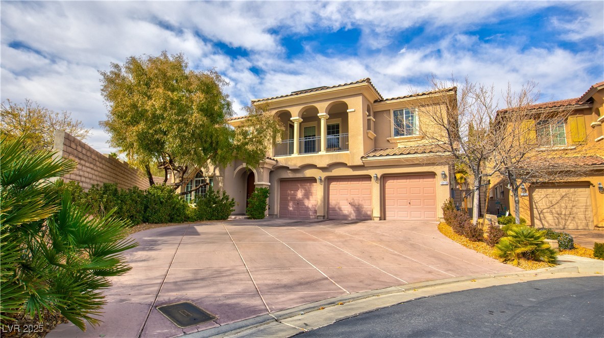 12118 La Carta Court Property Photo 2